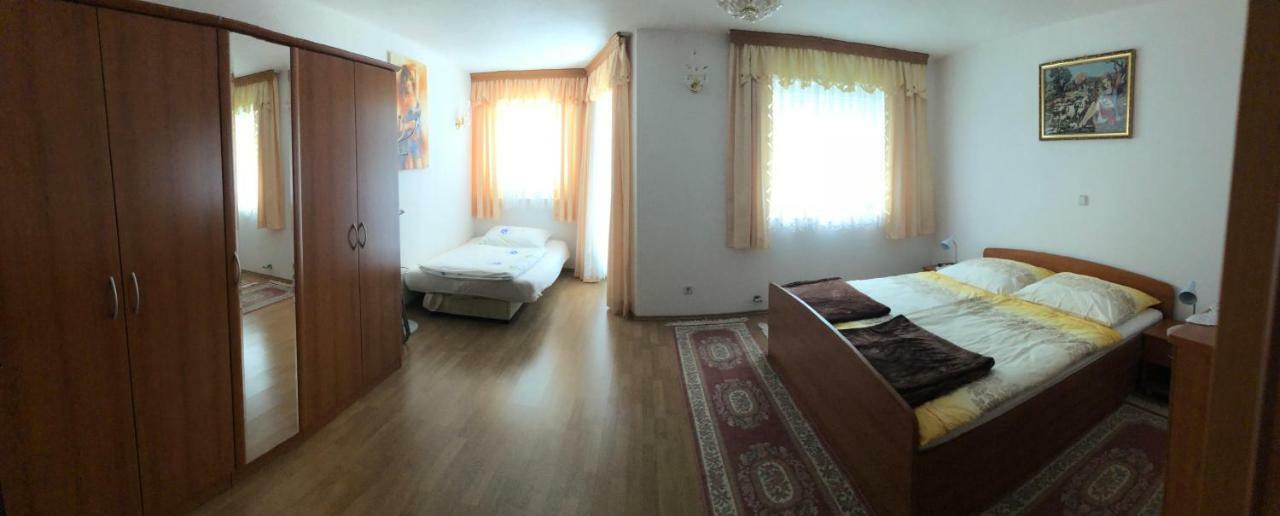 Apartments M&M Terzic Porec Bagian luar foto